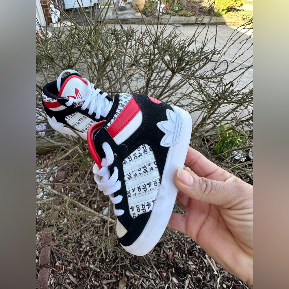 Adidas toddler shoes